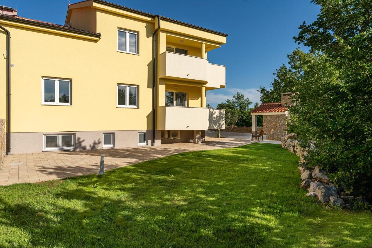 Green Point Paklenica Starigrad Paklenica Esterno foto
